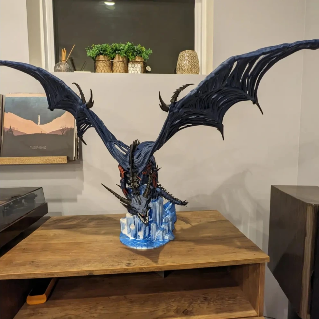 Halloween Frost Wyrm 3D Baskılı Ejderha Diorama - Korku Koleksiyonu