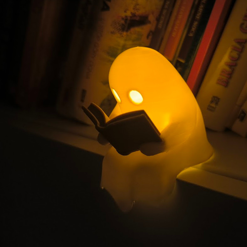 Hayalet Kitap Okuyucu 3D Baskı Dekor - Işıklı Halloween Aksesuarı