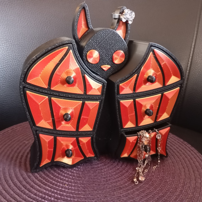 Yarasa Şekilli 3D Baskı Takı Kutusu - Gotik Tarz Dekor