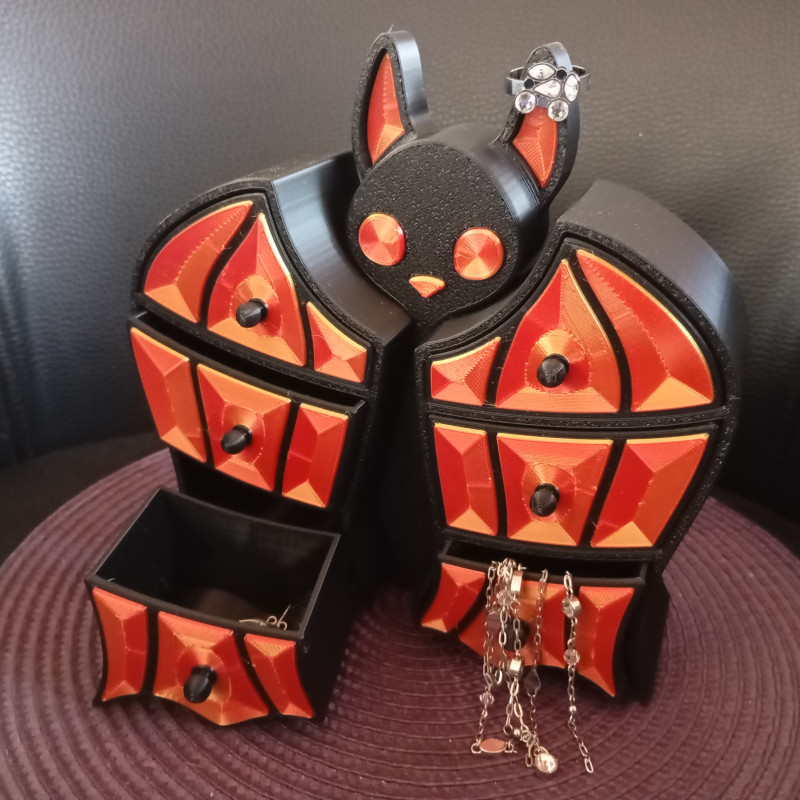 Yarasa Şekilli 3D Baskı Takı Kutusu - Gotik Tarz Dekor