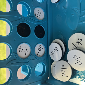 Fonetik Okuma Oyunu - 3D Baskı Eğitici Kelime Madalyonları Seti