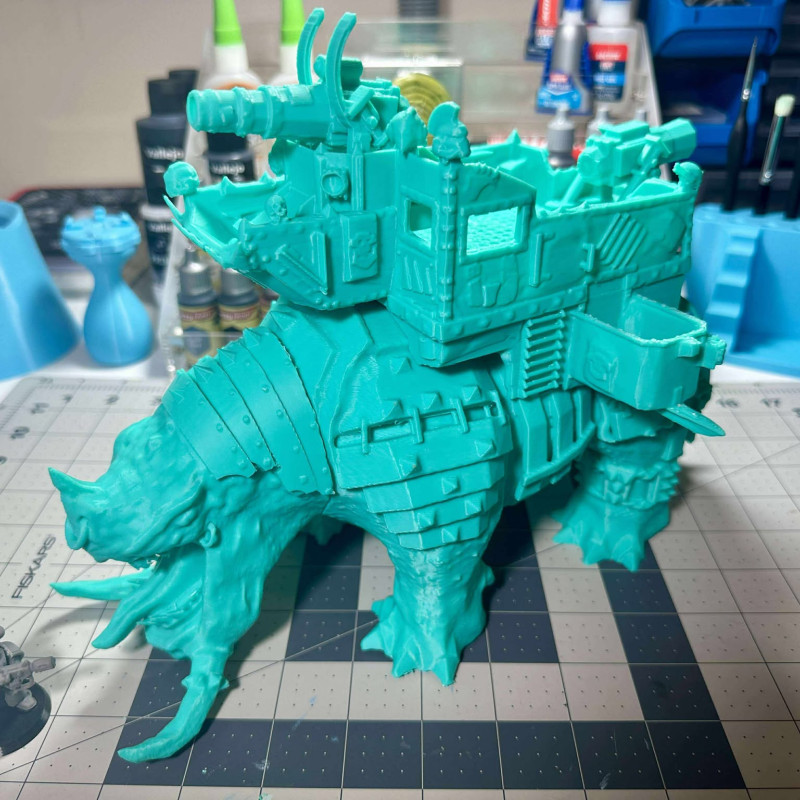 Yeşil Derili Taşıma Canavarı 3D Baskı Minyatür Figür Yeşil Derili Taşıma Canavarı 3D Baskı Minyatür Figür