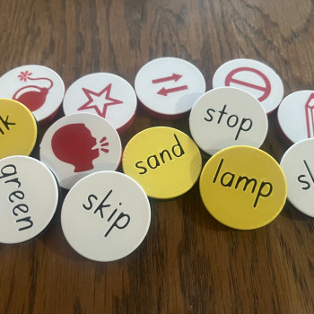 Fonetik Okuma Oyunu - 3D Baskı Eğitici Kelime Madalyonları Seti