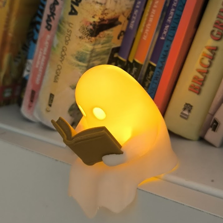 Hayalet Kitap Okuyucu 3D Baskı Dekor - Işıklı Halloween Aksesuarı
