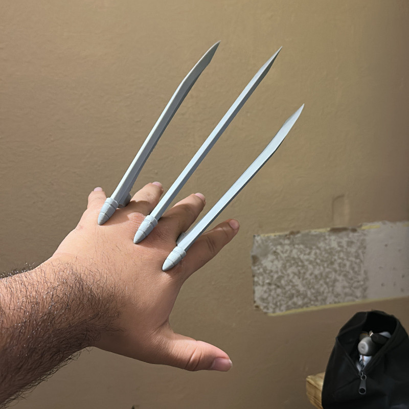 3D Baskı Cosplay Pençe Aksesuarı - Dayanıklı ve Detaylı Tasarım