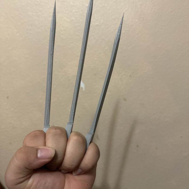 3D Baskı Cosplay Pençe Aksesuarı - Dayanıklı ve Detaylı Tasarım