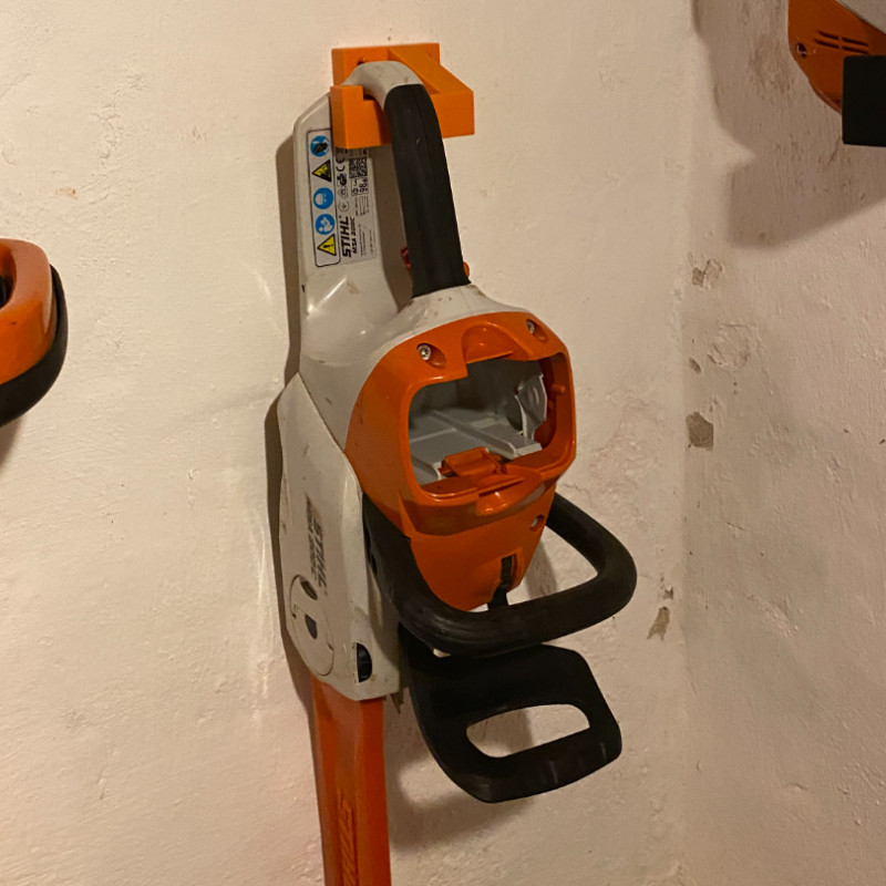 Stihl MSA 200C Testere Duvar Askısı - 3D Baskılı Dayanıklı Tutucu