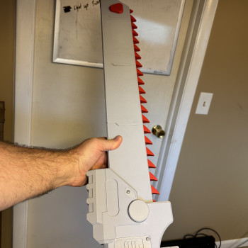 Motorlu Grimdark Zincir Kılıcı - 3D Baskılı Cosplay Aksesuarı