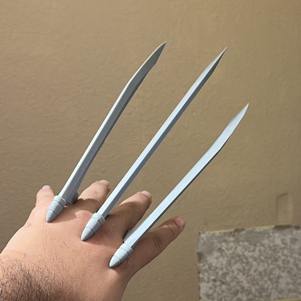 3D Baskı Cosplay Pençe Aksesuarı - Dayanıklı ve Detaylı Tasarım