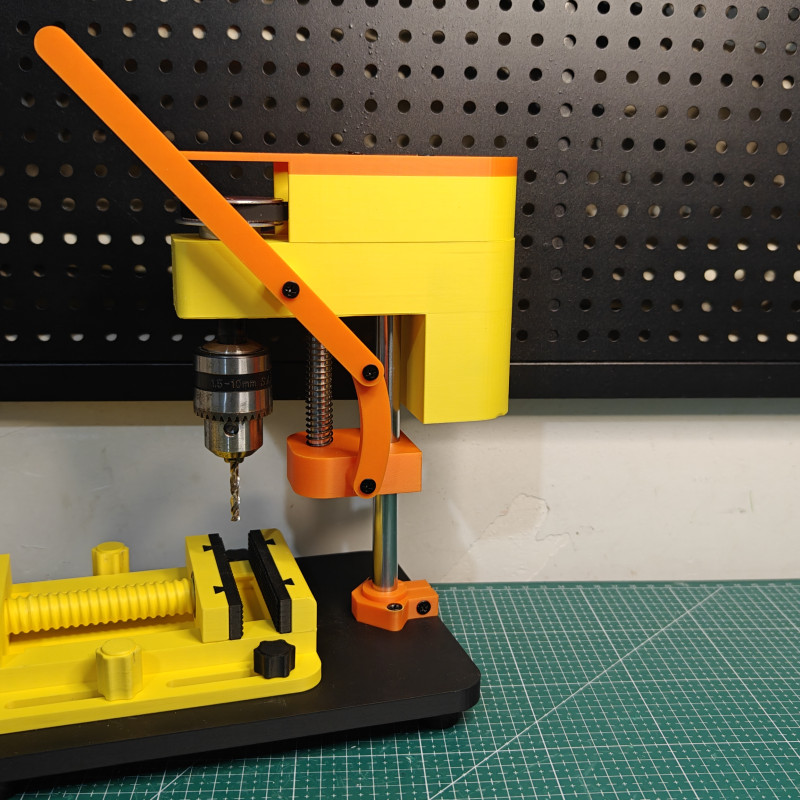 Masaüstü Mini Matkap Presi - Hareketli Kelepçeli 3D Baskı El Aleti