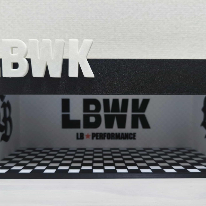 Liberty Walk LBWK 1/64 Diorama Garaj - 3D Baskılı Koleksiyon Gösterimi