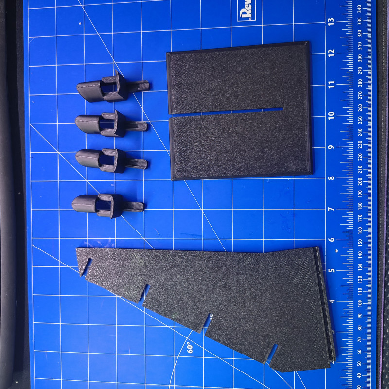 Yelken Tasarımlı 4lü Gözlük Standı - Şık Gözlük Tutucu