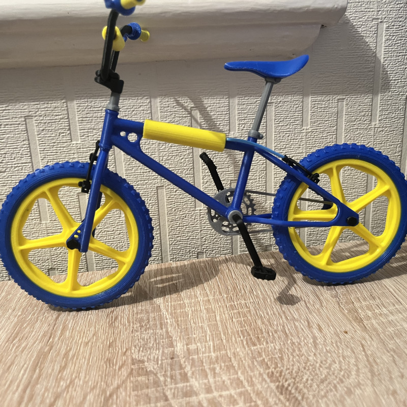 Raleigh Burner BMX 3D Modeli - Dönen Tekerlekli Oyuncak