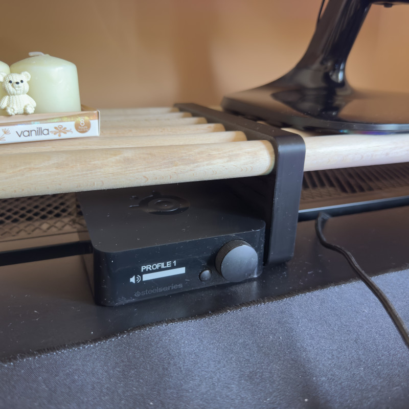 Modüler Ahşap Çubuklu Masa Rafı - 3D Baskı Ofis Organizasyon Modüler Ahşap Çubuklu Masa Rafı - 3D Baskı Ofis Organizasyon