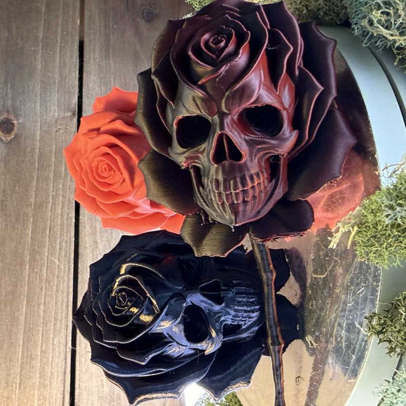 Gotik Kafatası Gül Dekoru - 3D Baskılı Skullwood Orman Gülü