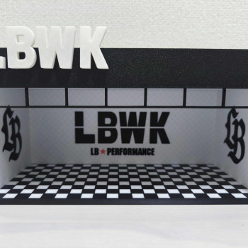 Liberty Walk LBWK 1/64 Diorama Garaj - 3D Baskılı Koleksiyon Gösterimi