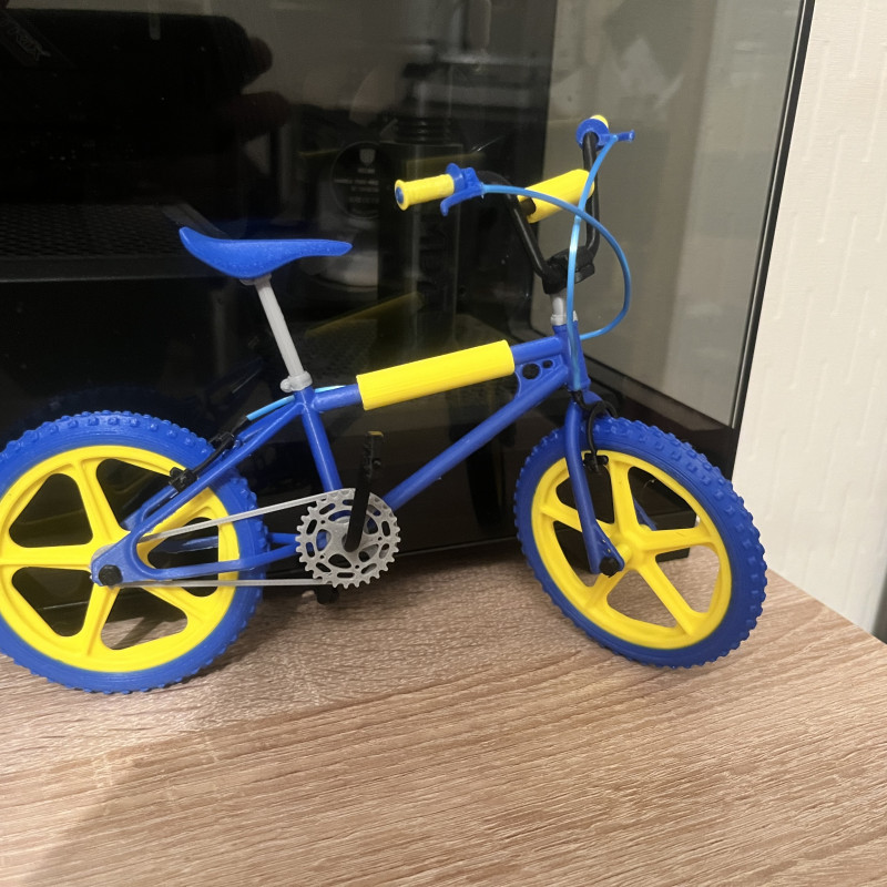 Raleigh Burner BMX 3D Modeli - Dönen Tekerlekli Oyuncak