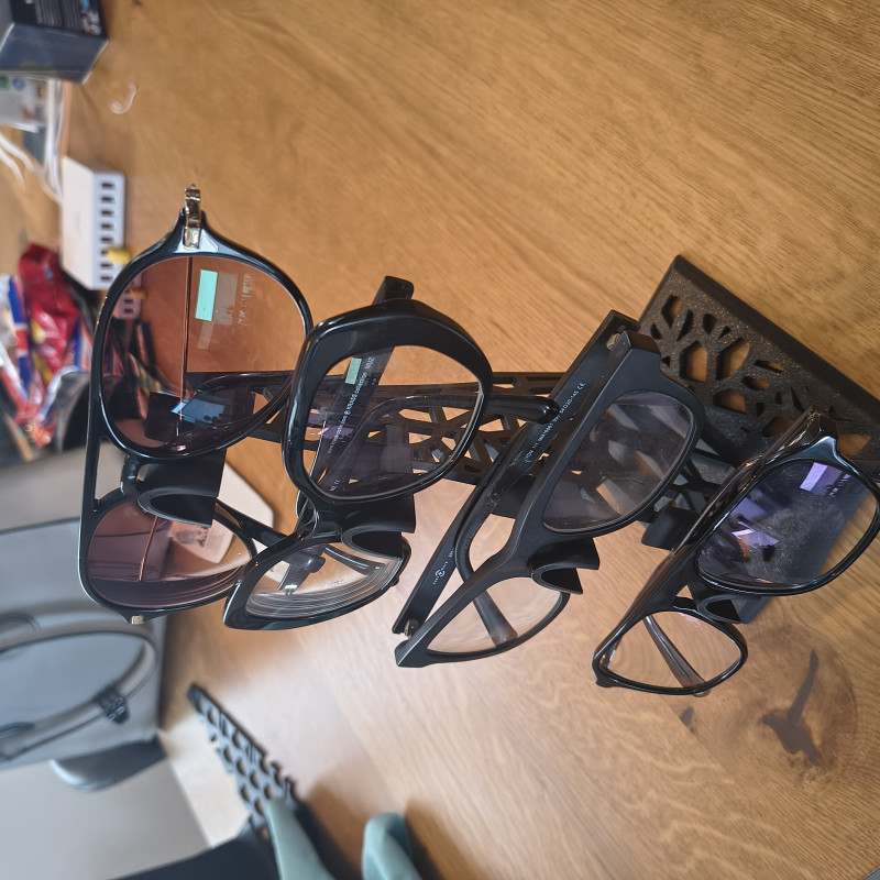 Organik Tasarım Gözlük Standı - 4lü Şık Gözlük Tutucu