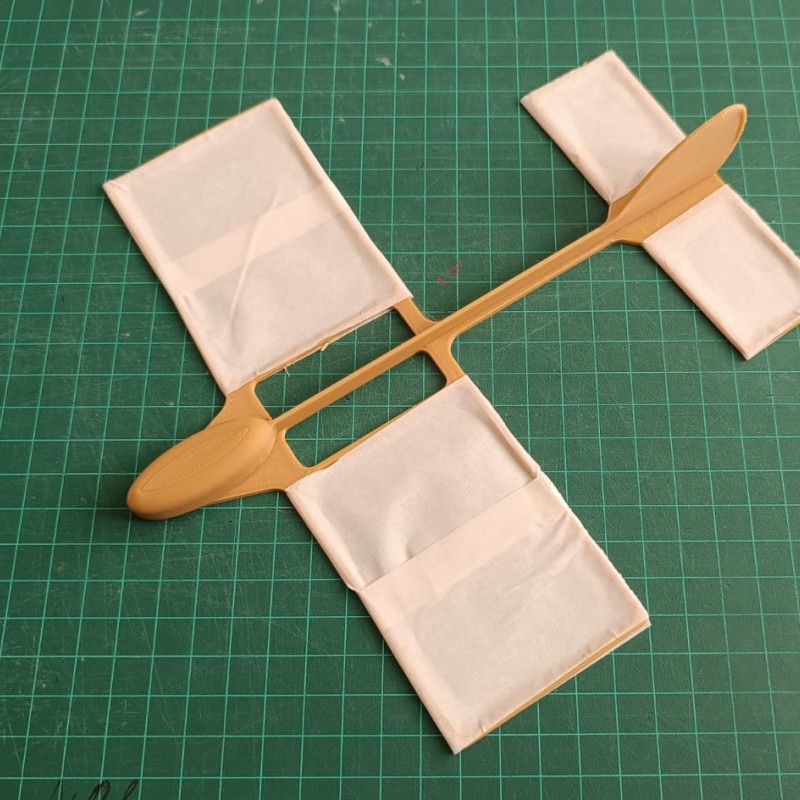 AeroTape Planör - Ultra Hafif El Fırlatmalı Uçak Modeli