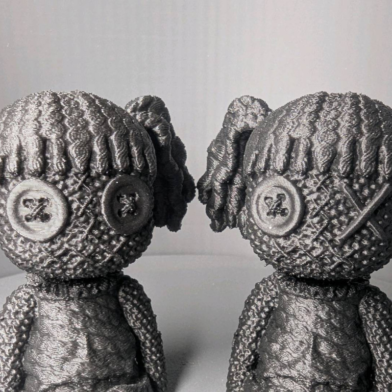 İkiz Vudu Bebekleri - El Yapımı 3D Baskı Koleksiyon Parçası İkiz Vudu Bebekleri - El Yapımı 3D Baskı Koleksiyon Parçası