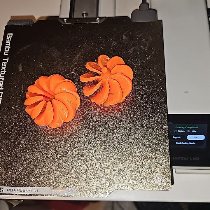 Dekoratif Delikli Balkabağı 3D Baskı Oyuncak - Özel Tasarım Dekoratif Delikli Balkabağı 3D Baskı Oyuncak - Özel Tasarım