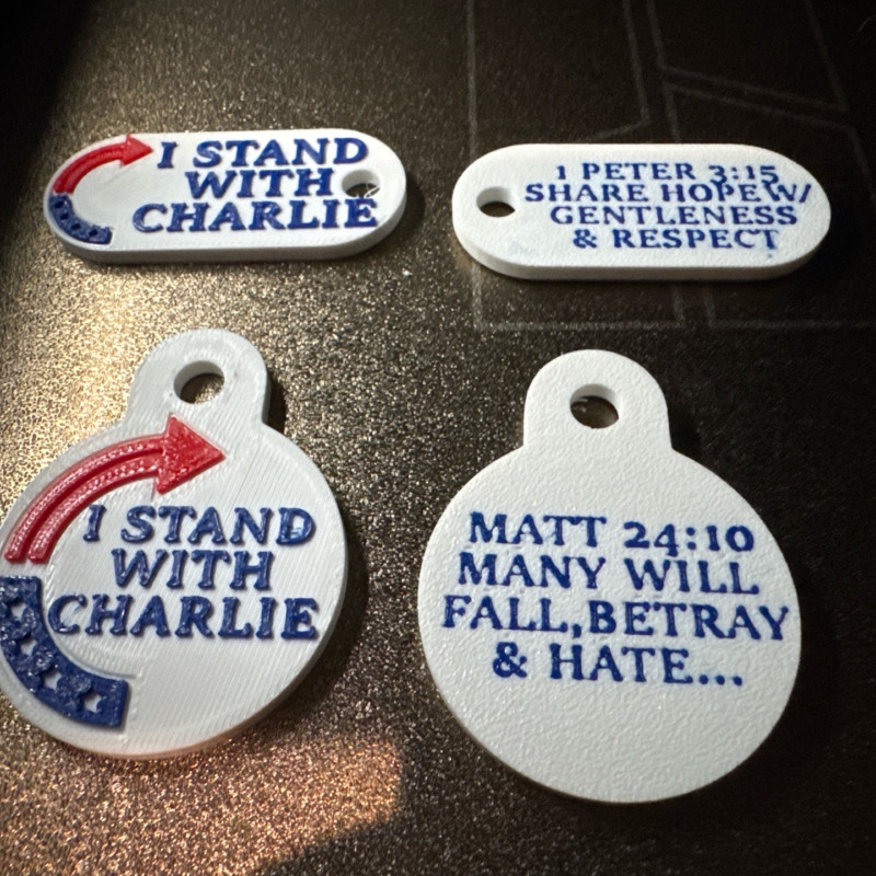 Charlie Kirk Anahtarlık - Dayanıklı 3D Baskı Anahtarlık