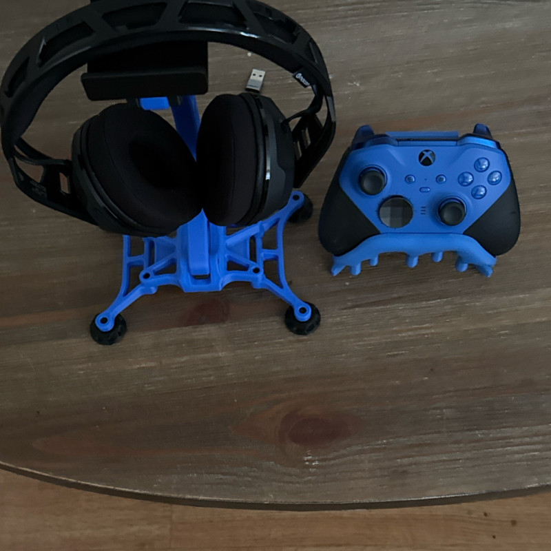 Kompakt Endüstriyel Kulaklık Standı - 3D Baskı Ofis Aksesuarı Kompakt Endüstriyel Kulaklık Standı - 3D Baskı Ofis Aksesuarı