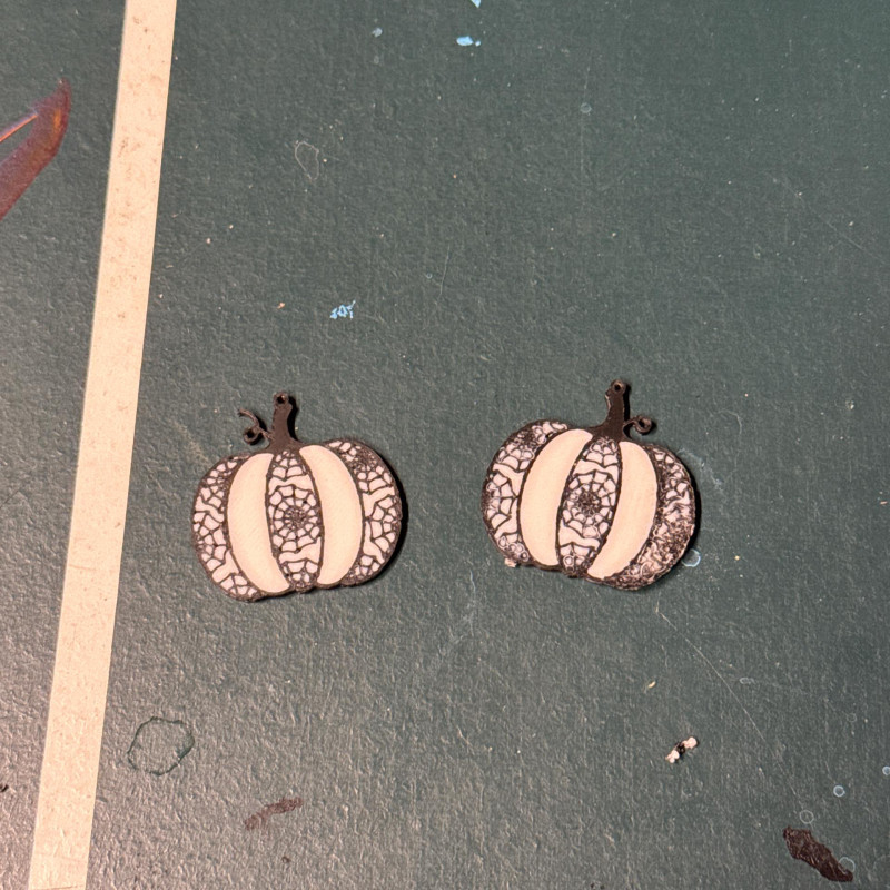 Örümcek Ağlı Balkabağı Küpeler - 3D Baskı El Yapımı Takı