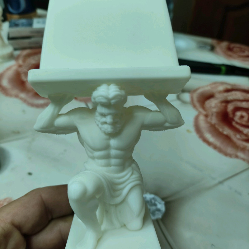 ATLAS Tablet Tutucu - Mitolojik Tasarım 3D Baskı Masa Aksesuarı ATLAS Tablet Tutucu - Mitolojik Tasarım 3D Baskı Masa Aksesuarı