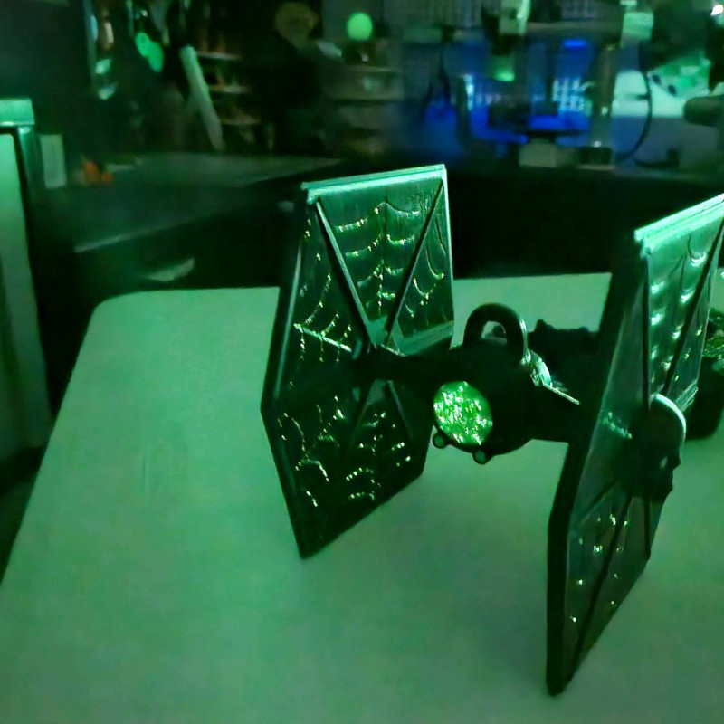 3D Baskı Kravatlı Örümcek Oyuncak - Desteksiz, Yapıştırıcısız