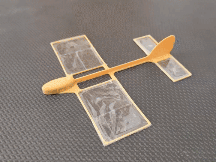 AeroTape Planör - Ultra Hafif El Fırlatmalı Uçak Modeli